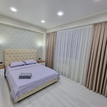 Luxury Grand New Ultra * Kişinev