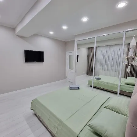 Luxury Grand New Ultra Kişinev